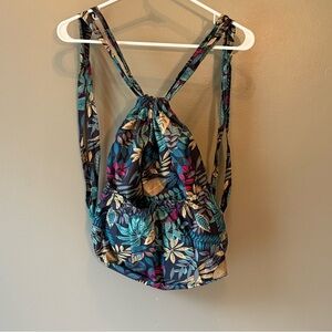Leaf Print Cinch Bag